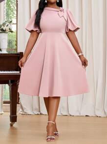 Fleurora 春夏优雅婚礼鸡尾酒会音乐会/音乐节粉色针织纹理不对称领口不对称领口喇叭泡泡袖3D玫瑰中长短袖大码连衣裙女士夏季服装女士夏季连衣裙婚礼宾客礼服女士夏季连衣裙女士正式礼服女士生日礼服女士夏季服装音乐会服装女士节日服装女士狂欢服装女士服装夏季大码夏季服装茶会服装节日音乐会生日和活动礼服婚纱 - 藕粉色 - 查看 4