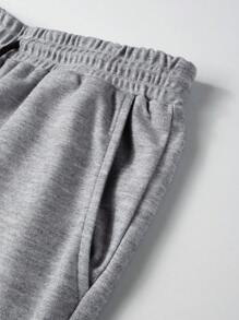 Manfinity Homme Men Short Sleeve Casual Polo Shirt & Solid Color Shorts Set, Fashionable For Summer Two Pieces Outfit For Men Casual Two Pieces Set Men - Grey - View 3