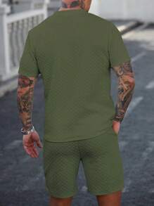 Manfinity CasualCool Conjunto de camiseta y pantalones cortos de 2 piezas para hombres, de moda para verano. Conjunto de 2 piezas casual para hombres, conjuntos de 2 piezas para hombres, atuendos de 2 piezas para hombre para uso diario, al aire libre, regalos para esposo y novio, ropa urbana