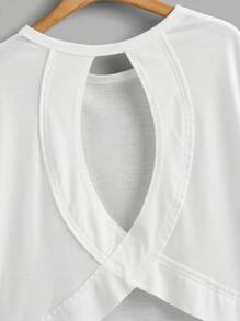 SHEIN Essnce Áo thun hở lưng màu trắng cỡ lớn thời trang xuân hè thoải mái, thoáng khí, nhẹ nhàng, mát mẻ, mặc hàng ngày, áo thun dễ thương, trang phục dạo phố, áo đi chơi, trở lại trường, áo trắng - trắng - Xem 4