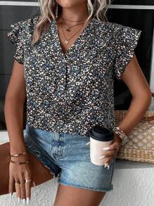 SHEIN Clasi Plus Size Casual Ditsy Floral Cap Sleeve Shirt