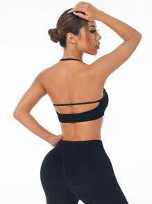 Women Plain Seamless Sports Bra With Halter
