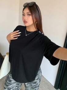 Dazy Plus 圆领宽松黑色短袖 T 恤，撞色肩带细节，夏季运动服女士超大码 T 恤超大码 T 恤 - 黑色 - 查看 6