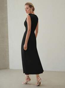 MOTF PREMIUM Vestido midi con decoración metálica fruncida