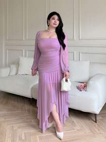 Modelyn Rochie elegantă cu tiv asimetric, culoare uni, mărime plus - Violet - Vizualizare 5