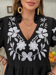 SHEIN VCAY Plus Size Floral Embroidery Short Sleeve Casual Vacation Style Dress, Graduation Dress, Graduation Dresses For Women, Mother's Day Gift, Easter Clothes, Vacation Outfits Women, Concert Outfit Women