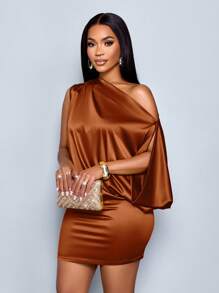 SOLERSUN 女士优雅不对称领缎面紧身迷你连衣裙 - 棕色 - 查看 3