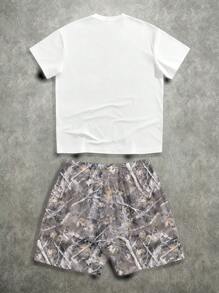 Manfinity EMRG Conjunto de camiseta gráfica con estilo callejero sexy con estampado de labios y camuflaje