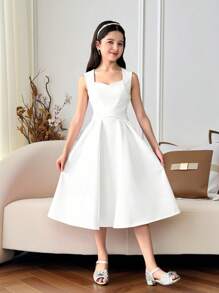 SHEIN Tween Girl Sweetheart Neck Crystal Decor Cross Waist Flared A-Line Knitted Dress
