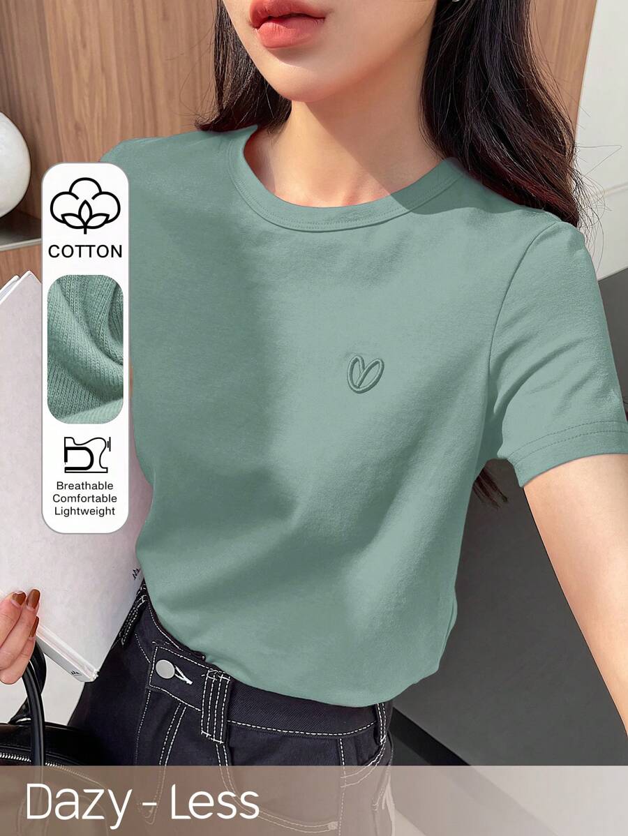 DAZY Áo thun tay ngắn thêu hình trái tim màu trơn mùa hè thoải mái cho nữ - Màu xanh Bạc hà - Xem 1