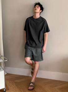 DAZY Summer T-Shirt And Striped Shorts Men Pajama Set - Black - View 3