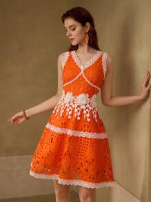 MOTF PREMIUM CONTRAST LACE COLORBLOCK DRESS - Yellow - View 3