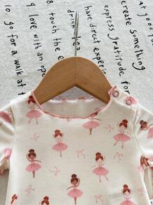 SHEIN LMoss Kids 2件套新生女婴可爱卡通设计荷叶边领短袖上衣和长裤针织柔软亲肤睡衣套装 - 白色 - 查看 7