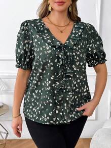 SHEIN Clasi Áo kiểu nữ cỡ lớn màu xanh lá cây in họa tiết toàn thân, cổ chữ V, viền bèo nhún, thích hợp cho ngày Quốc khánh 4 tháng 7, phụ nữ công sở, phụ nữ đi nghỉ mát, kỳ nghỉ, áo kiểu nữ, mùa hè. - Nhiều màu - Xem 3