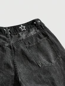 ROMWE MEN Street Life 男士花卉链条印花牛仔短裤 - 黑色 - 查看 4