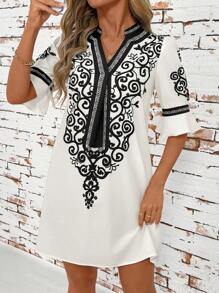 SHEIN Clasi 女式中袖定位印花短款连衣裙，女士夏季连衣裙