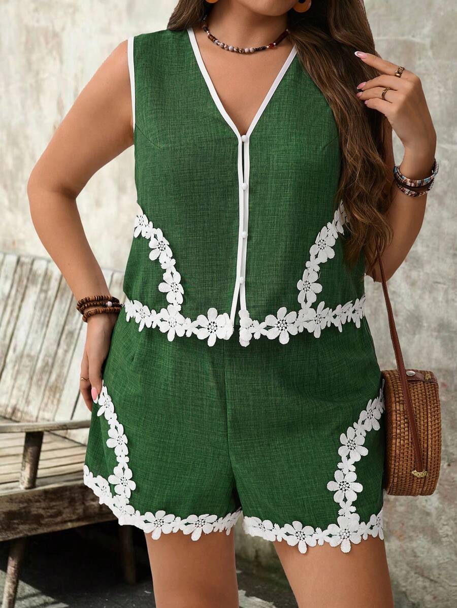 SHEIN Clasi 2pcs Plus Size Women Set - Lace Patchwork Cardigan Top + Loose Shorts, Office, Casual - Green - View 1