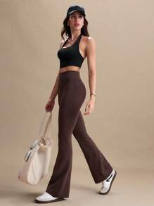 SHEIN Sovereign Charm 1 件套：普通文胸 + 吸湿排汗面料/吊带设计/黑色 + 运动背心 + 无缝/瑜伽 - 黑色 - 查看 6
