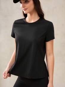 OutZeal T-shirt a maniche corte con scollo rotondo, morbida e assorbente, vestibilità rilassata, adatta per attività quotidiane