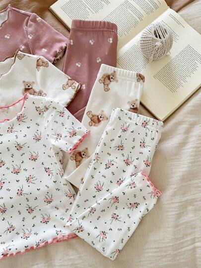 SHEIN LMoss Kids Bộ 6 món/Bộ đồ ngủ dệt kim thoải mái dễ thương cho bé gái hình gấu hoạt hình & họa tiết hoa nhún bèo cổ tròn tay ngắn