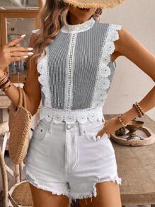 SHEIN Frenchy Blusa de moda con empalme de encaje, rayas y volante en el bajo - Blanco y Negro - Ver 6