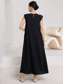 Heiryn Women's Solid Color Black Round Neck Simple Long Arabic Style Dress, Casual Vacation ,Black Dress