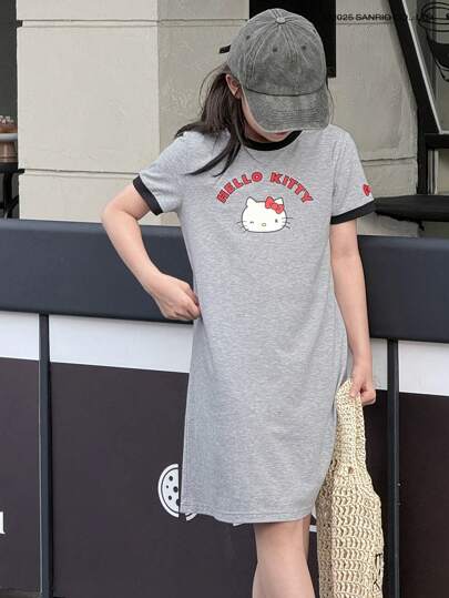 HELLO KITTY | DAZY 青少年女孩秋季服装合作款拼色针织短袖连衣裙，适合青少年女孩、夏季、返校服装