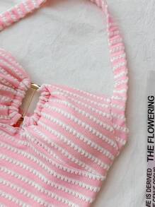 SHEIN Zestaw dla nastolatek, 2 sztuki, wakacyjny/wypoczynkowy top typu halter i superkrótkie spodenki, różowy teksturowany, ładny strój odpowiedni na lato i do domu - Różowy - Zobacz 5