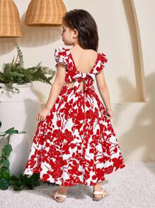 SHEIN 年轻女孩编织碎花方领、荷叶边、蝴蝶结贴花和镂空背部设计连衣裙