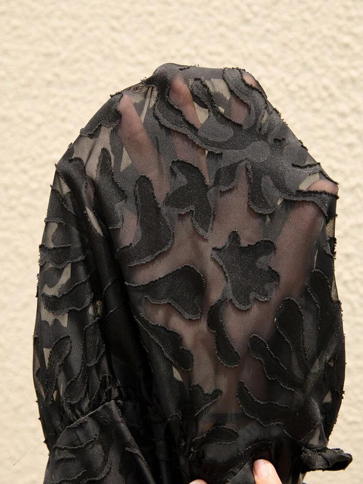 Plus Size Summer Casual Cut-Out Ruffled Hem Round Neck Blouse, Simple And Fashion Style, Suitable For Summer, Casual Holiday Style, Casual Holiday, Summer Fashion, Women's Summer, Mother's Day, Country Concert, Women's Boho, Women's Western, Women's Holiday, Women Summer Women Plus Business Casual Woman Summer Women Plus Formal