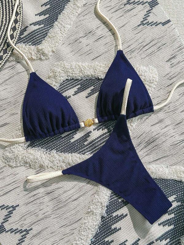 Swim Vcay 2 pezzi Completo estivo casual da donna - Bikini a triangolo con stampa a blocchi di colore, conchiglia metallica decorativa, set bikini sexy, blu navy e bianco