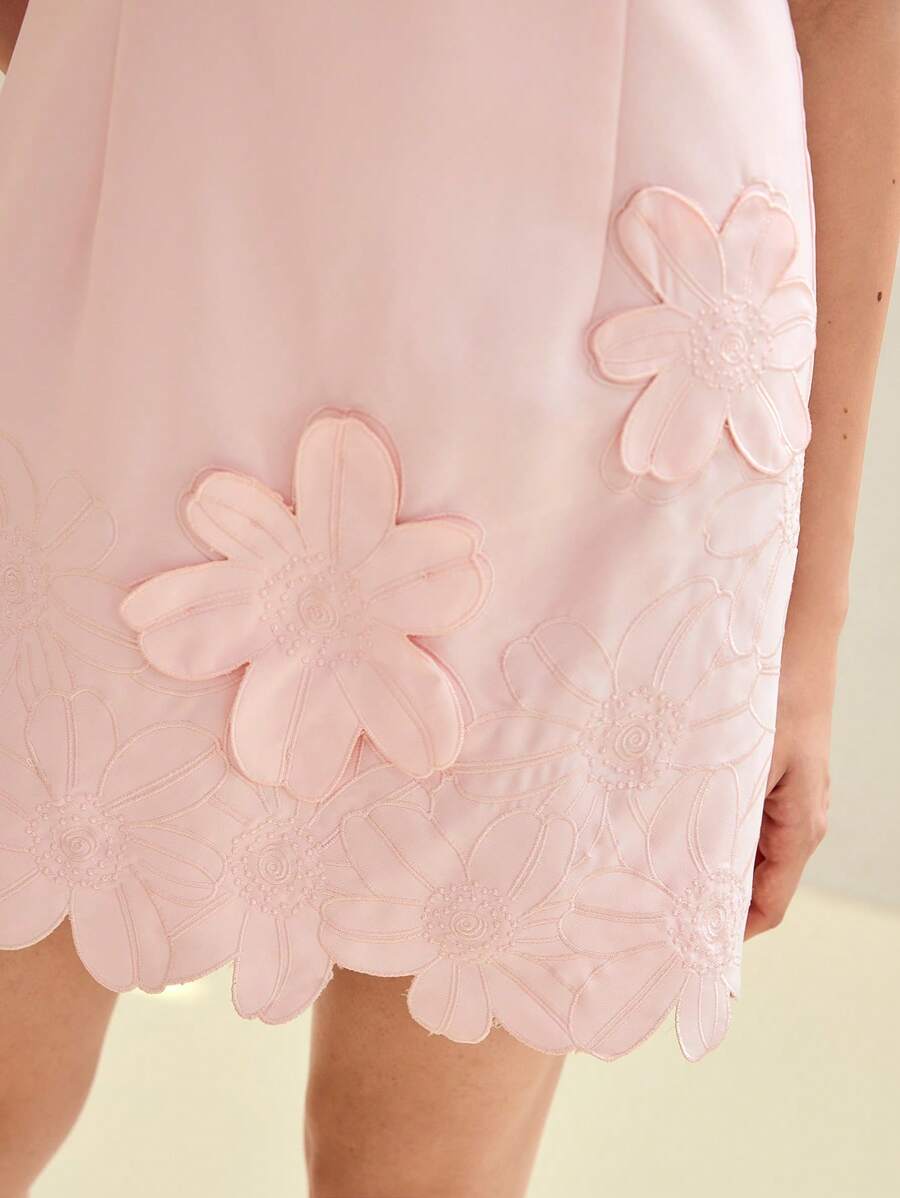 MOTF STUDIO 刺绣贴花连衣裙 - 粉色 - 查看 2