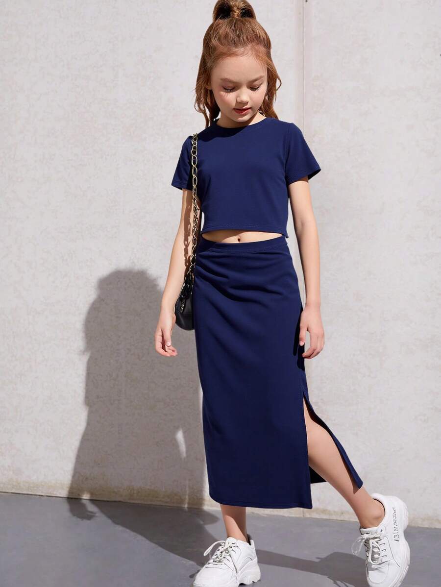 SHEIN 2 件套青春期前/青春期女孩条纹罗纹针织短款上衣和长裙套装，休闲日常装