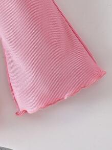 女宝宝夏季休闲韩版可爱圆领短袖花朵印花上衣T恤针织罗纹喇叭裤套装