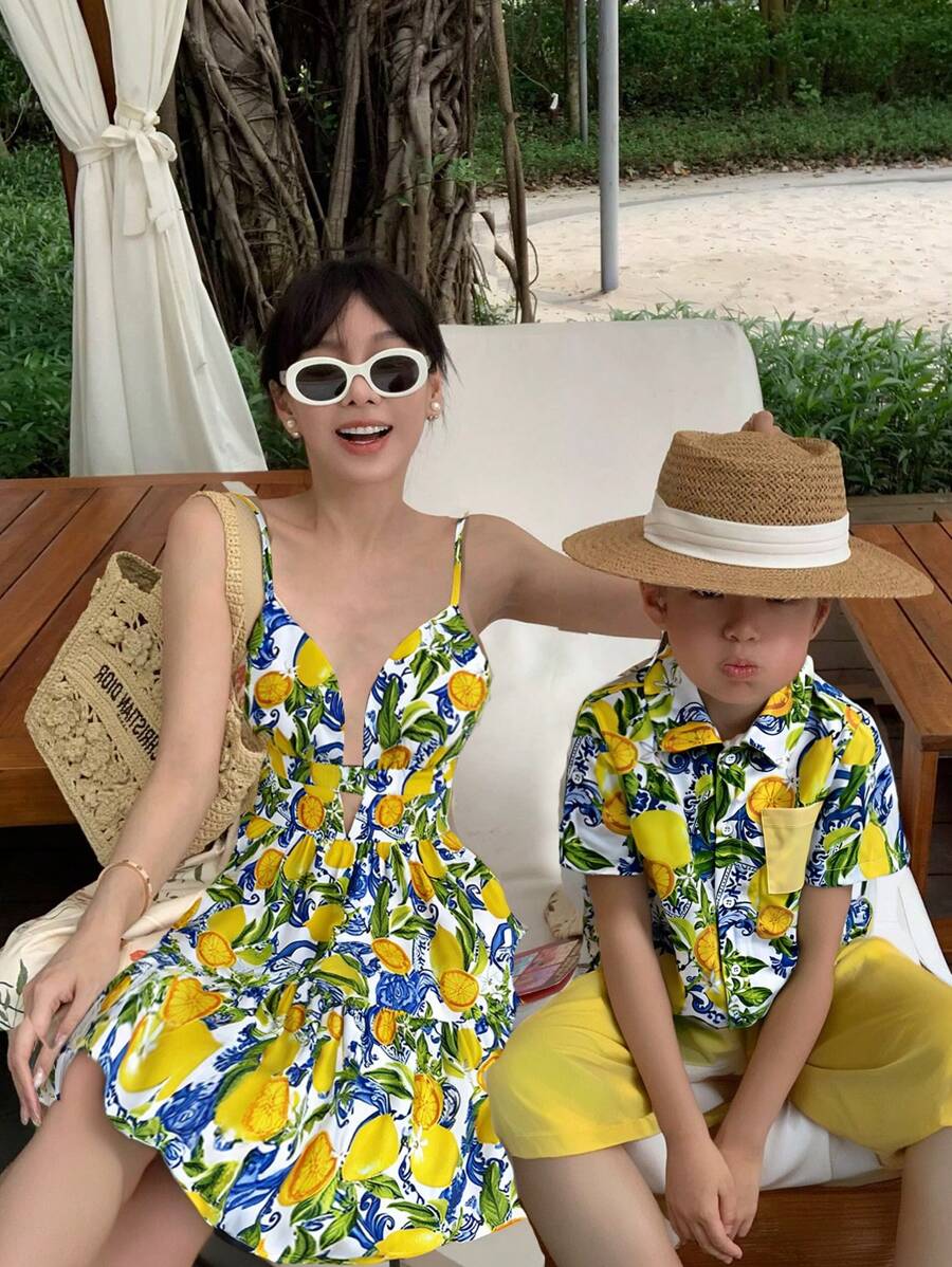 SHEIN Bộ 3 món/Bộ đồ thể thao thường ngày dễ thương cho bé trai, áo sơ mi cổ bẻ, quần short và mũ, thích hợp mặc hàng ngày, đi học, du lịch, thể thao, xuân/hè, nghỉ mát - Nhiều màu - Xem 1
