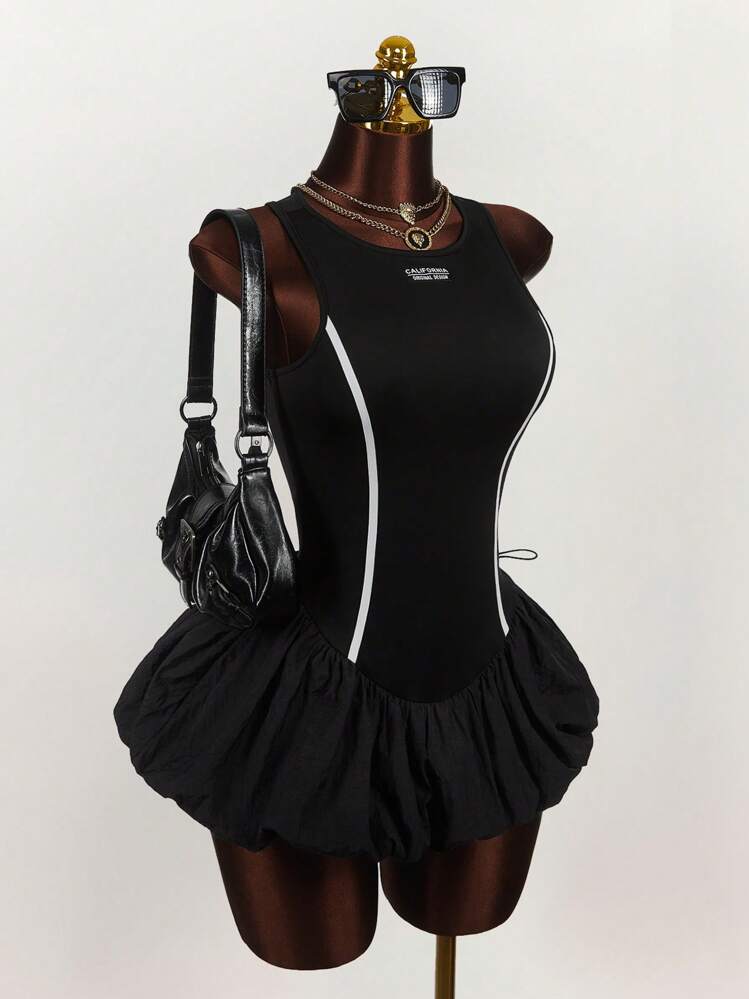 Amplova Robe mini froncée avec décoration de ruban bicolore