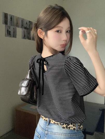 DAZY Women's Round Neck Striped Casual Short Sleeve T-Shirt Cute Tops