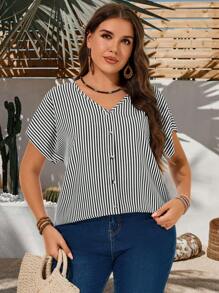 EMERY ROSE 夏季大码条纹印花V领休闲短袖衬衫 - 黑色 - 查看 6