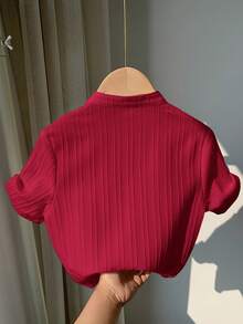 SHEIN LMoss Kids LMoss 男童休闲基本款翻领衬衫，带口袋，舒适透气 - 紅色 - 查看 2