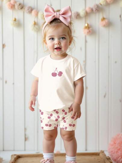 SHEIN Happikins Cute Pink Leopard & Cherry Print Baby Girl Casual Minimalist Round Neck Short Sleeve T-Shirt And Tight Shorts Set, Suitable For Spring/Summer