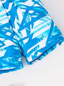 SHEIN 2 件套年轻男童休闲运动泳衣套装，适合年轻男孩，带有假日风格图案，贴身上衣和可调节泳裤，儿童服装，适合户外游泳、沙滩玩耍、度假穿着，适合春、夏、秋、冬四季 - 霧霾藍 - 查看 5