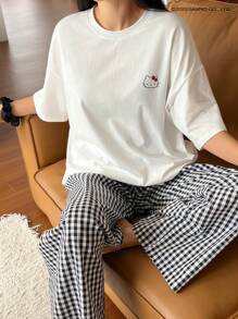 HELLO KITTY | DAZY 极简主义卡通印花宽松T恤上衣和阔腿格子裤女士睡衣套装 - 白色 - 查看 6