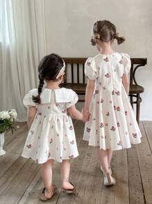 SHEIN LMoss Kids Abito smanicato da ragazza con stampa floreale e block color, adatto per l'estate