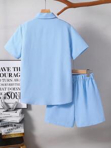 SHEIN 2 piezas Conjunto de camisa de manga corta y pantalón corto de niños adolescentes de textura de punto cómodo y casual, ropa de primavera