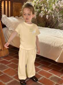 DAZY Conjunto de 2 piezas: Camiseta de cuello redondo de manga corta y pantalón largo para niña, de moda para el verano