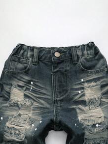 SHEIN Young Boy Fashionable Light Wash Distressed Denim Shorts