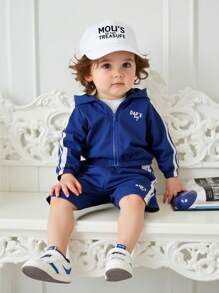 2pcs Baby Boy Outfits, Infant Long Sleeve Sporty Hooded Zip-Up Jacket And Shorts Set, Toddler Boys Casual Sports Suit. Top Is Woven Sun Protection Jacket With Elastic Cuffs And Open Front, Bottom Is Casual Sports Shorts. Tops & Shorts Have Contrast White Striped Trims, And Front Has DAD'S BOY Print. Suitable For Daily Wear, Sports, Vacation, Boy Clothes Set Brand Baby Clothes Toddler Clothes Baby Boy Summer Clothes  Baby Clothes Sets Baby Boy Sports Clothes