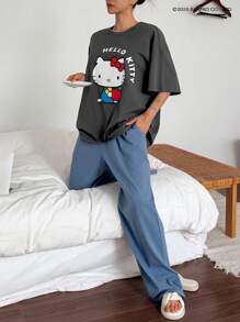 HELLO KITTY | DAZY 可爱卡通印花宽松 T 恤上衣和直腿裤女式睡衣套装 - 深灰色 - 查看 1