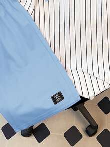 SHEIN Teen Boys' Casual Elegant Fashion Simple Practical Cute Comfortable Matching Short Sleeve T-Shirt And Shorts Set, Suitable For Daily Wear, School, Outings, Sports, Stripes, Festivals, And Parties