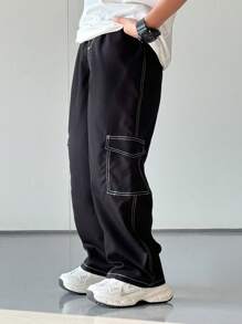 SHEIN 1 件青少年男孩休闲运动学院艺术风格复古带工作口袋和撞色线装饰黑色工作直筒裤适合返校适合生日派对、晚会、表演、婚礼、洗礼、开幕式、日常适合日常使用适合上学适合度假适合旅行适合运动适合春夏季节 - 黑色 - 查看 6
